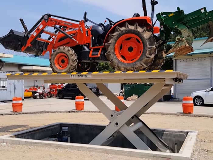 중장비 적재가 가능한 매립형 대형 테이블 리프트 제작 사례