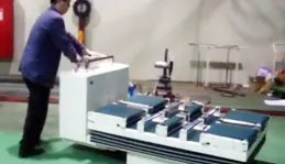 이지산기 이동식 DC 배터리 구동 테이블 리프트 작업 모습