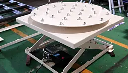 이지산기 상부 회전판(Ball Transfer)이 적용된 1단 턴테이블 리프트