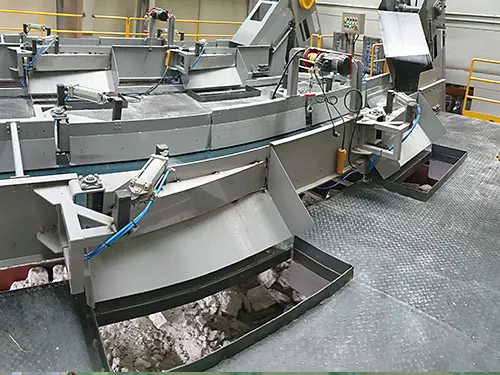 우레탄 성형 부품 전용 배출 컨베이어